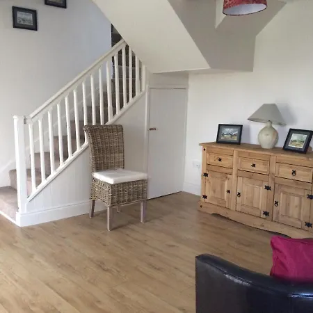 Gortamullen House, * Kenmare