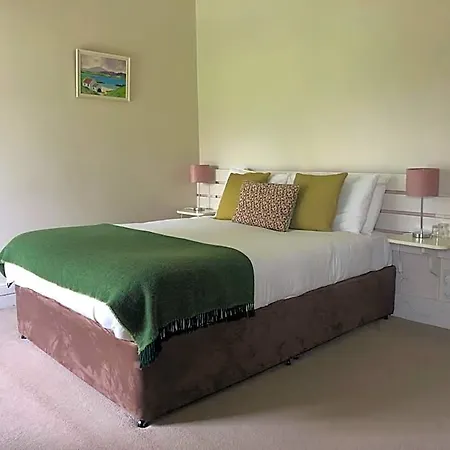 Bed & Breakfast Gortamullen House, *